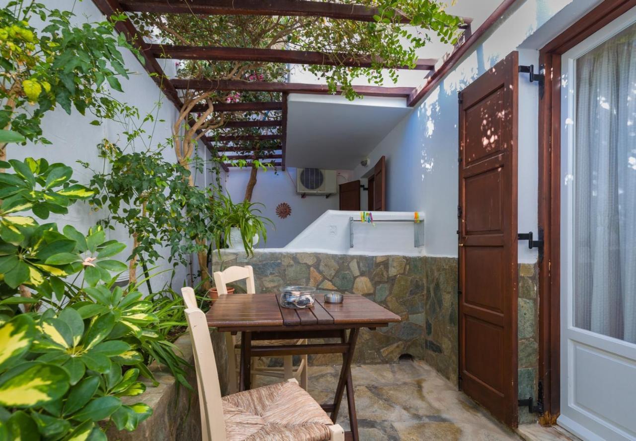Irene Rooms Naousa Parou Exterior foto